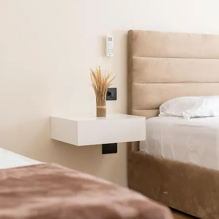 Daire Cityline - Steps From Station & Center Dıraç