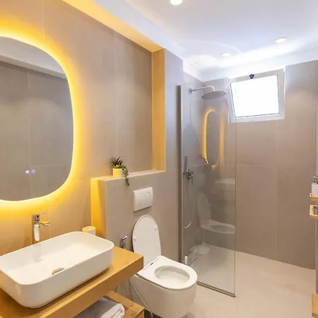 Cityline - Steps From Station & Center Daire Dıraç